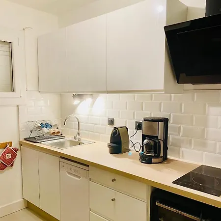 Les Pieds Dans Le Sable アパート