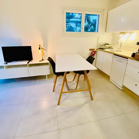 Les Pieds Dans Le Sable アパート *